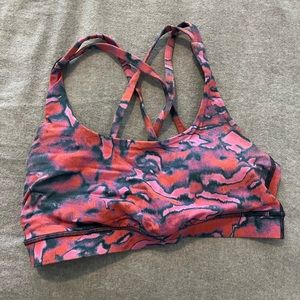 super cute pattern lululemon sports bra